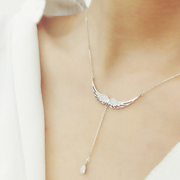Silver Plated Zircon Angel Wings Pendant Choker