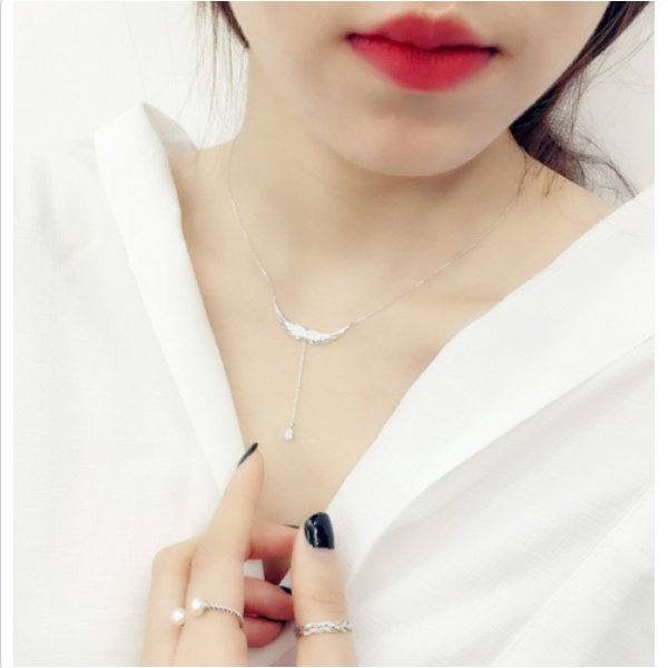 Silver Plated Zircon Angel Wings Pendant Choker - Image 3