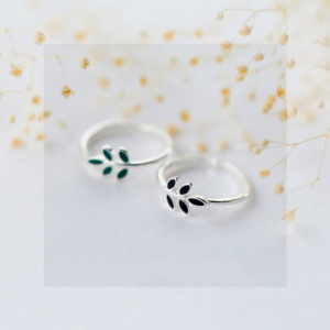 Elegant 925 Sterling Silver Adjustable Leaf Ring (Size 6-8)