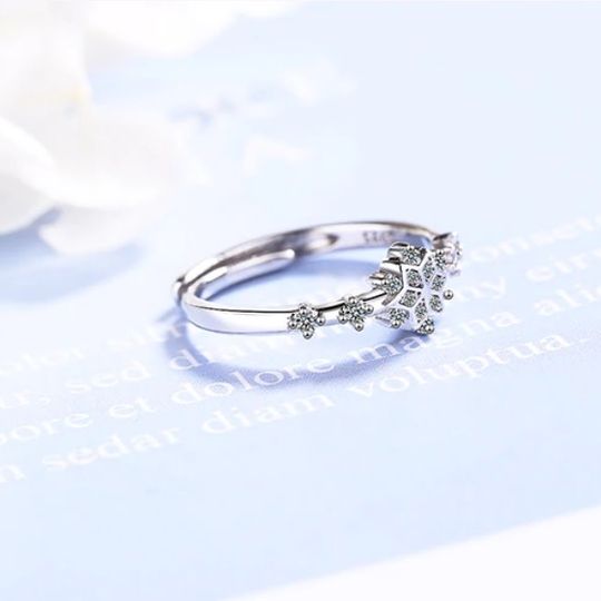 Silver Plated Crystal Zirconia Adjustable Star Ring (Size 6-7) - Image 5