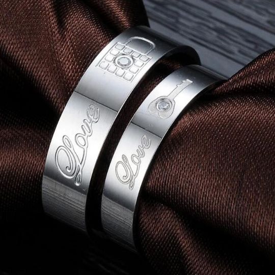 Couple's Lock & Key 316L Stainless Steel Zirconia Ring Set