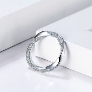 Authentic 925 Sterling Silver Möbius Style Zircon Ring