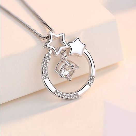 925 Sterling Silver Dancing Zirconia Geo Star Pendant Necklace