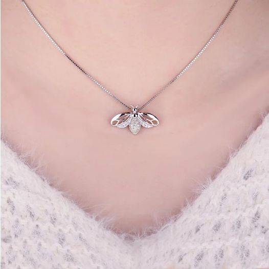 Exquisite 925 Sterling Silver Zircon Honey Bee Pendant Necklace - Image 2