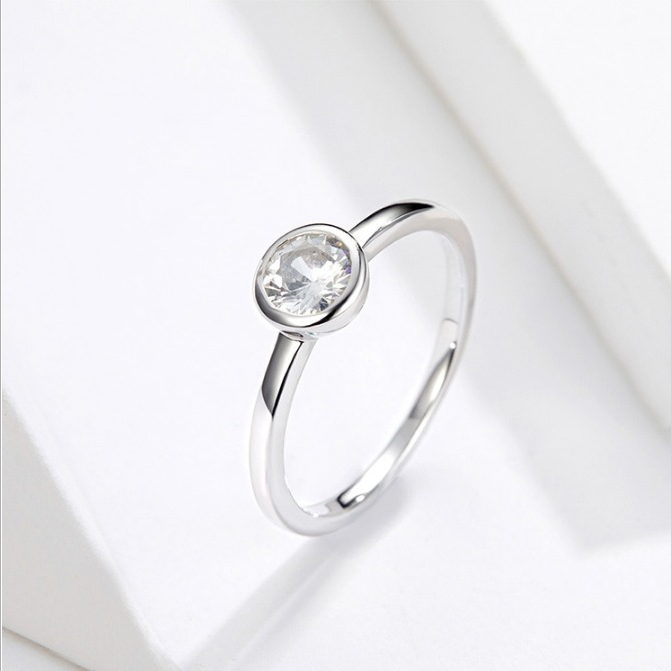 Genuine 925 Sterling Silver Round Cut Zirconia Ring