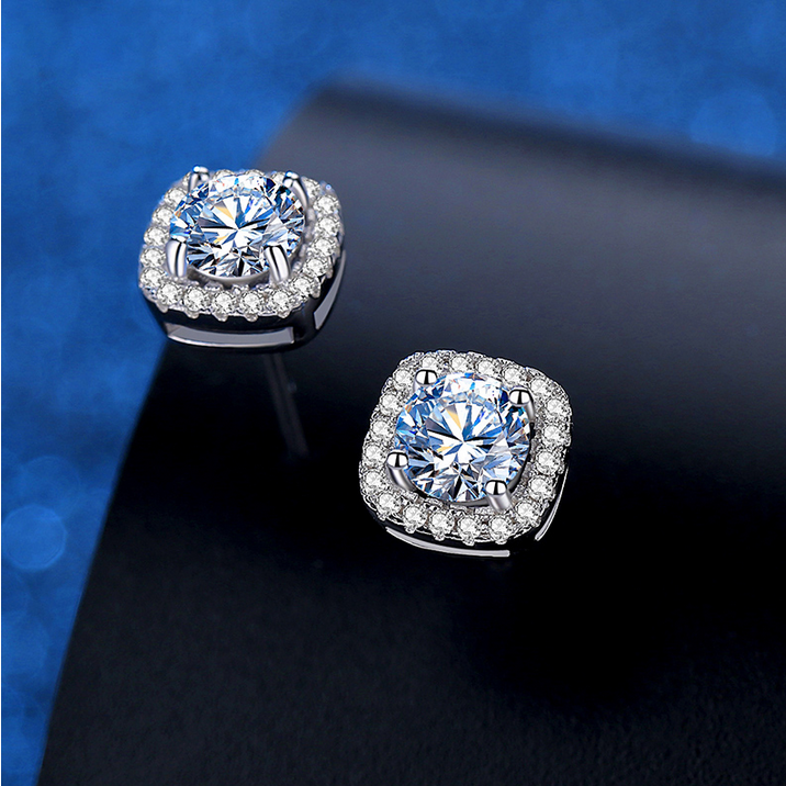 Platinum 925 Sterling Silver 1CT Sparkling Moissanite Stud Earrings - Image 3