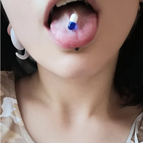 2PC Acrylic 14G Surgical Steel Barbell Colorful Capsule Tongue Piercing - Image 3