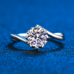 18K 925 Sterling Silver 1CT Twisted Band Heart Prong Moissanite Ring