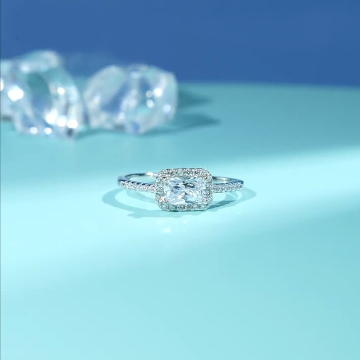 Elegant 925 Sterling Silver Sparkling Zirconia Love Always Ring - Image 2