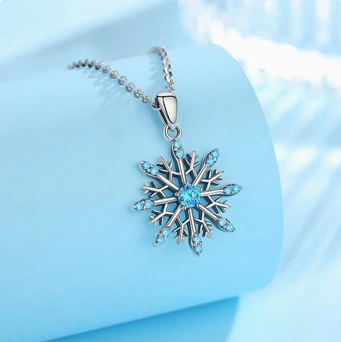 Exquisite 925 Sterling Silver Blue/White Crystal Snowflake Pendant Necklace - Image 4