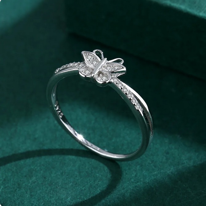 Classic 925 Sterling Silver Gentle Creative Zircon Butterfly Ring - Image 4