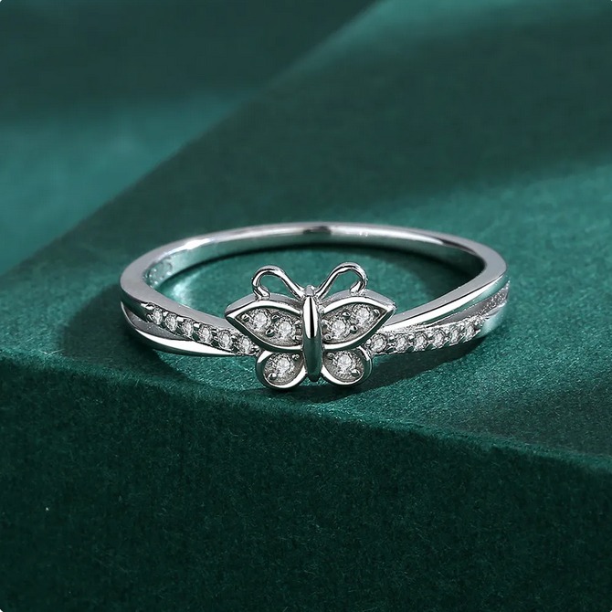 Classic 925 Sterling Silver Gentle Creative Zircon Butterfly Ring