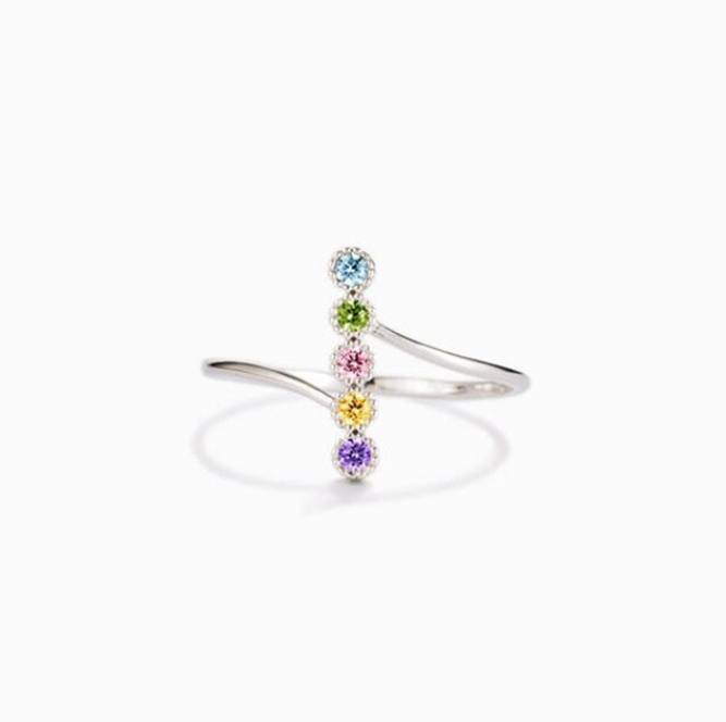 Delicate 925 Sterling Silver Rainbow Zircon Twist Pointer Ring