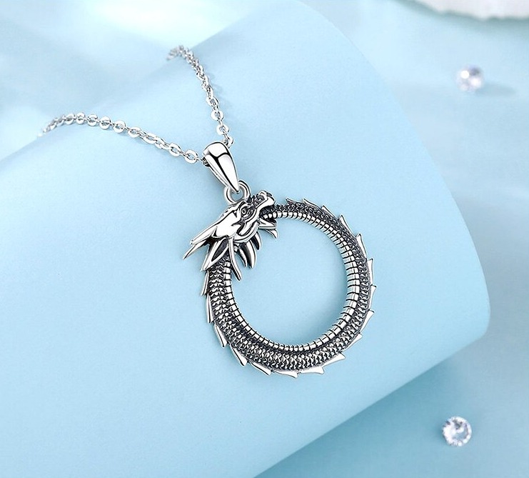 Retro 925 Sterling Silver Temperament Round Cool Dragon Pendant Necklace