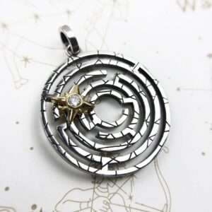 Exquisite Sterling Silver Plated Movable Northern Star Maze Pendant