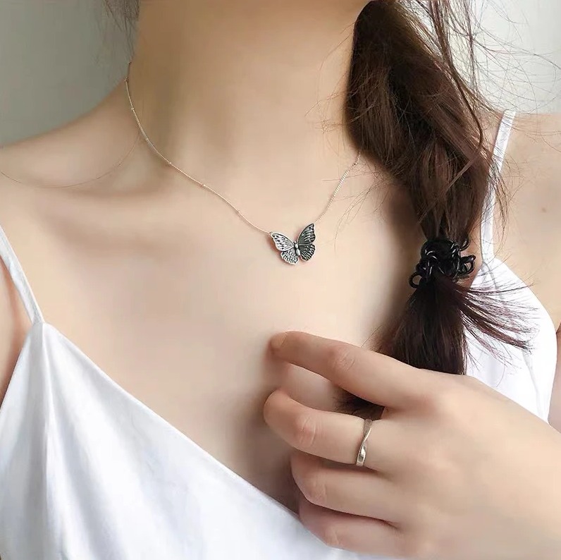 Elegant Sterling Silver Plated Butterfly Spawn Pendant Choker - Image 2