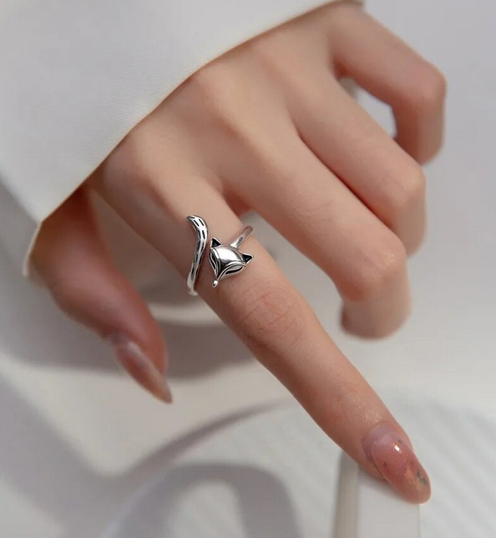 Rhodium 925 Sterling Silver Sly Fox Adjustable Ring - Image 3