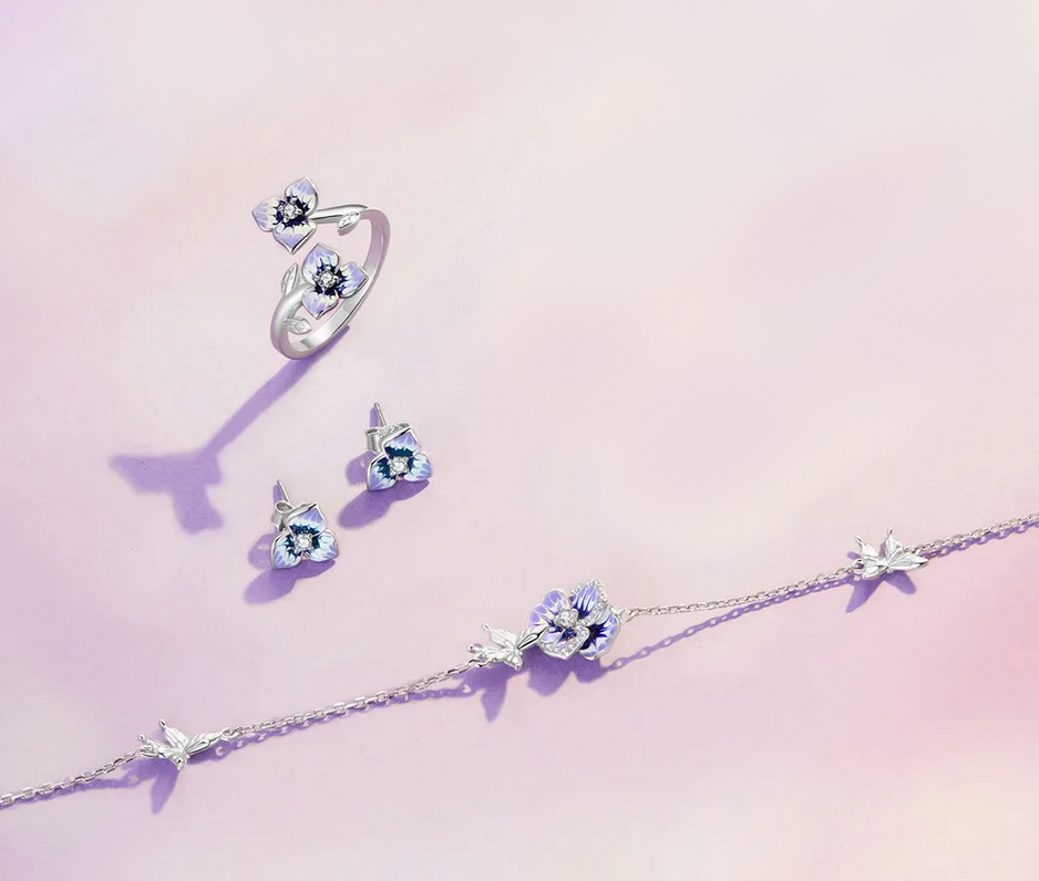 Platinum 925 Sterling Silver Gradient Purple Trillium Flower Adjustable Ring (Size 6-8) - Image 5