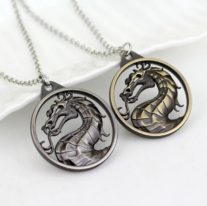 Men's Vintage Mortal Kombat Game Dragon Reversible Pendant Necklace - Image 4