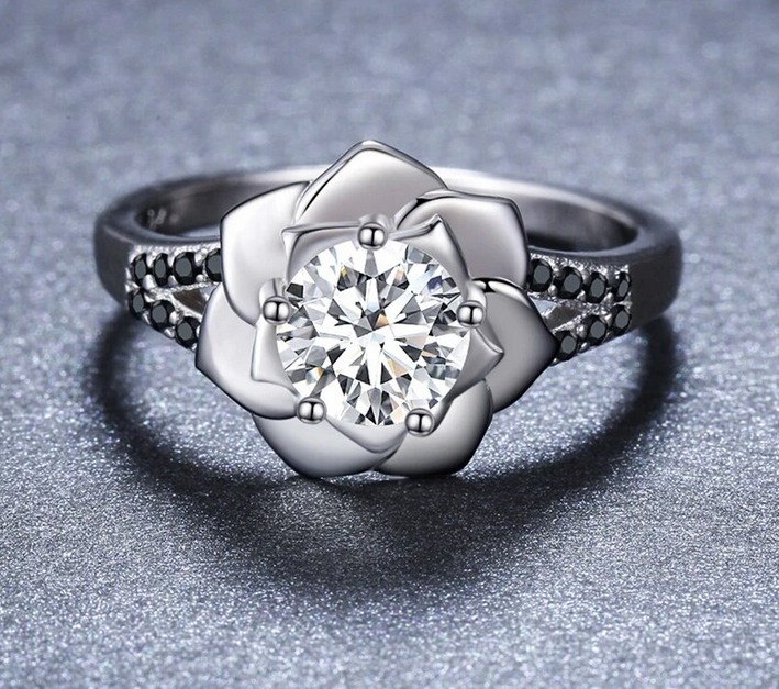 Elegant Black Spinel Silver Plated Sparkling Zirconia Flower Ring