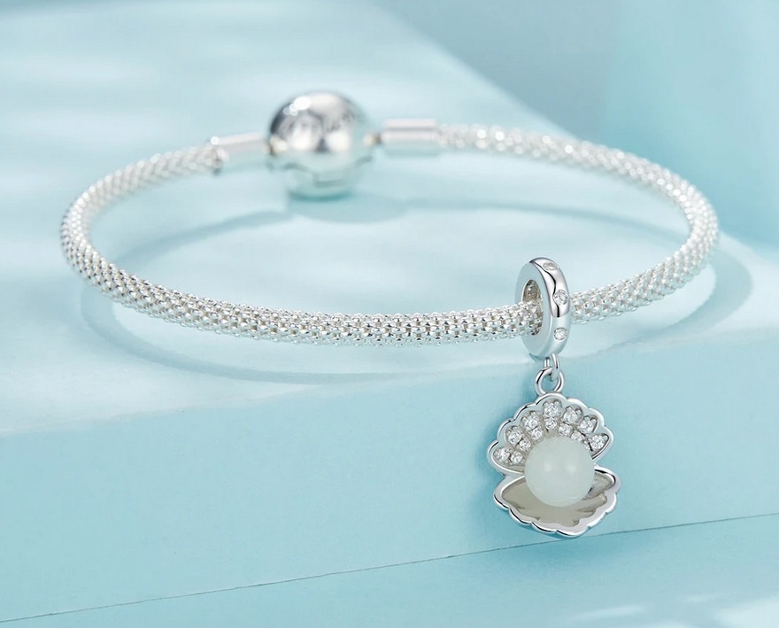 Exquisite 925 Sterling Silver Glow In The Dark Ocean Charm Zircon Shell Pendant - Image 2