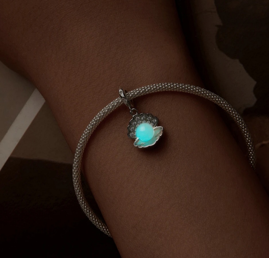 Exquisite 925 Sterling Silver Glow In The Dark Ocean Charm Zircon Shell Pendant - Image 3