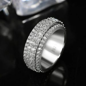Exquisite 925 Sterling Silver 8mm Dazzling A5 Zirconia Rotation Eternity Ring