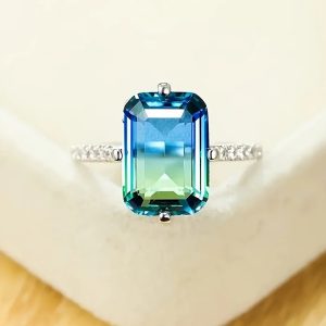 Luxurious Silver Plated Gradient Zirconia Crystal Ring