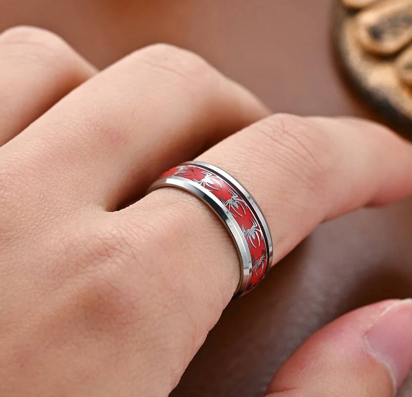 Men's Stainless Steel 8mm Creative Red Inlay Spider Motif Ring - Image 3