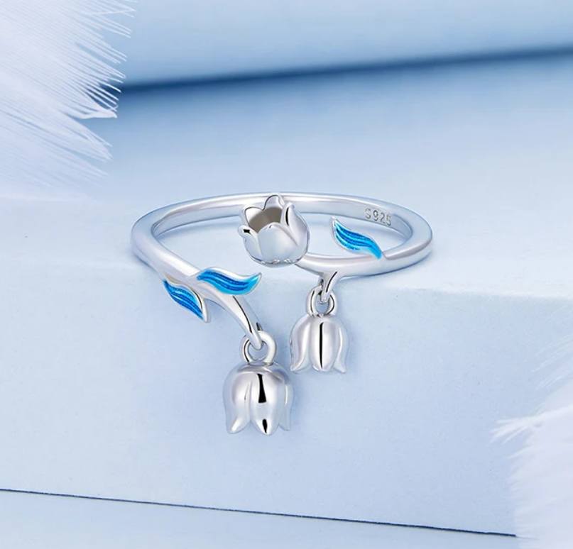 Platinum 925 Sterling Silver Gradient Lily Flower Adjustable Ring - Image 4