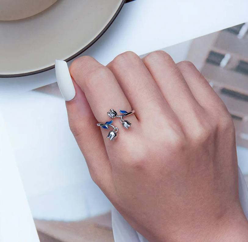 Platinum 925 Sterling Silver Gradient Lily Flower Adjustable Ring - Image 2