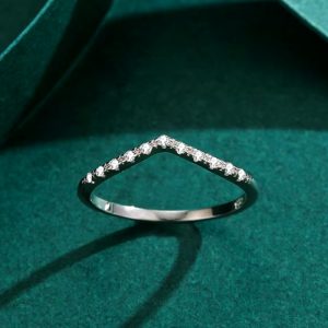 Genuine 925 Sterling Silver V-Style Zirconia Wave Ring