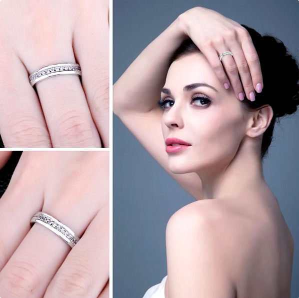 Exquisite 925 Sterling Silver Dazzling Center Pave Eternity Band - Image 3